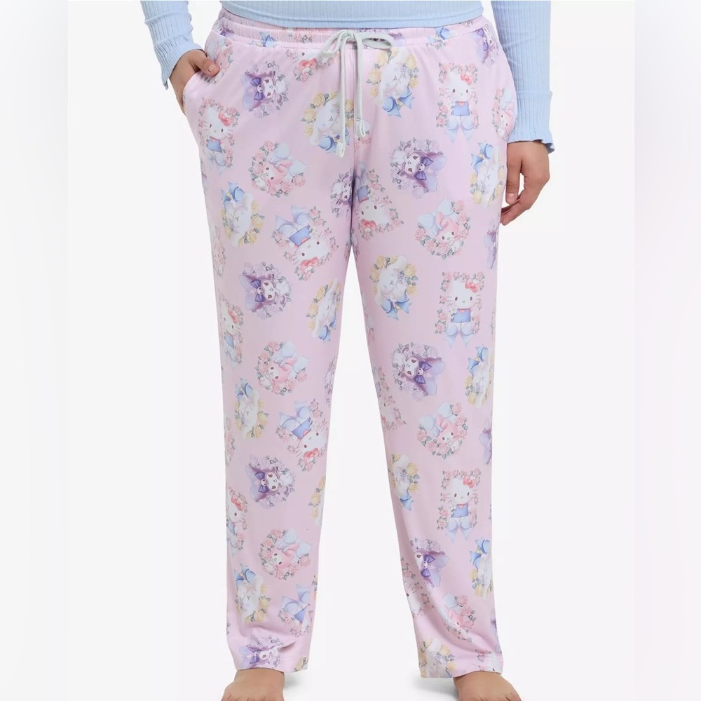 Hello Kitty And Friends Floral Wreath Pajama Pants Plus Size Hot Topic Sanrio